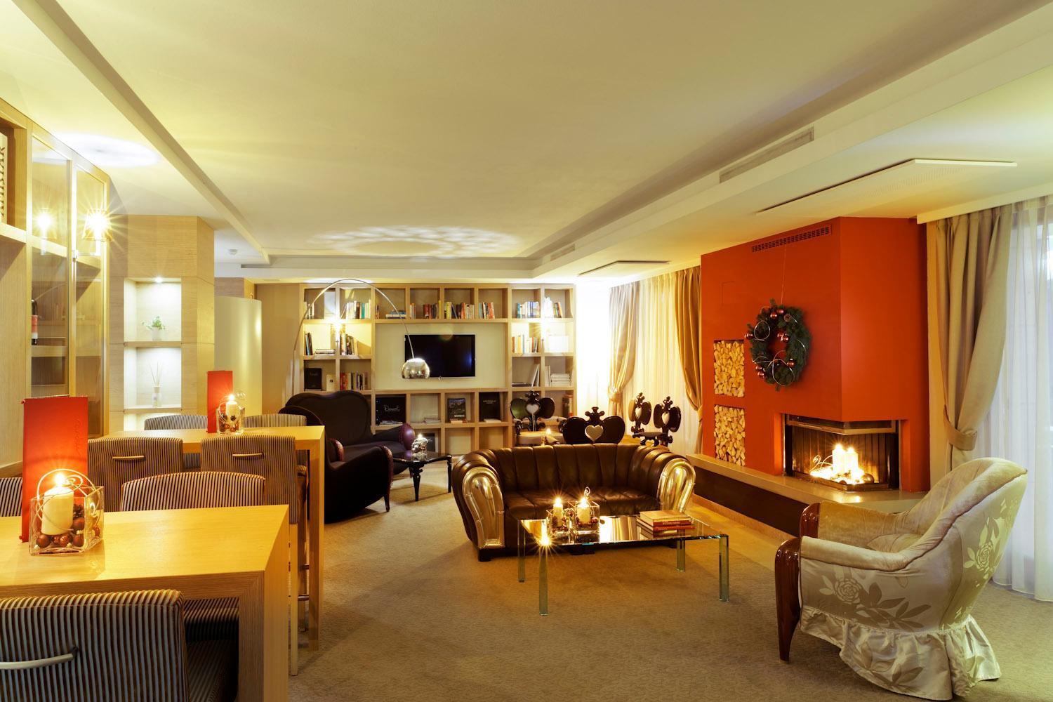 Art & Design Hotel Napura Terlano Esterno foto