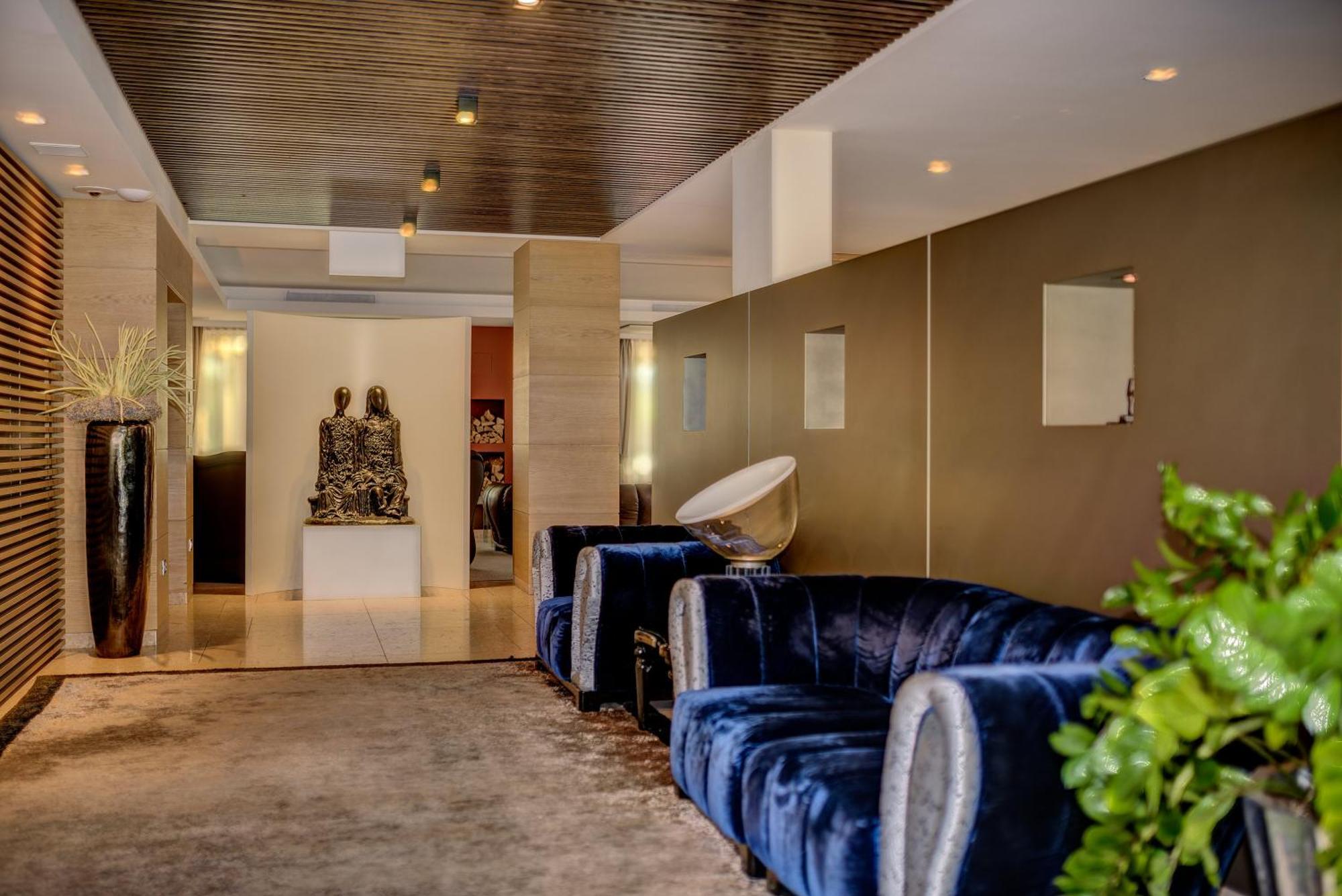Art & Design Hotel Napura Terlano Esterno foto