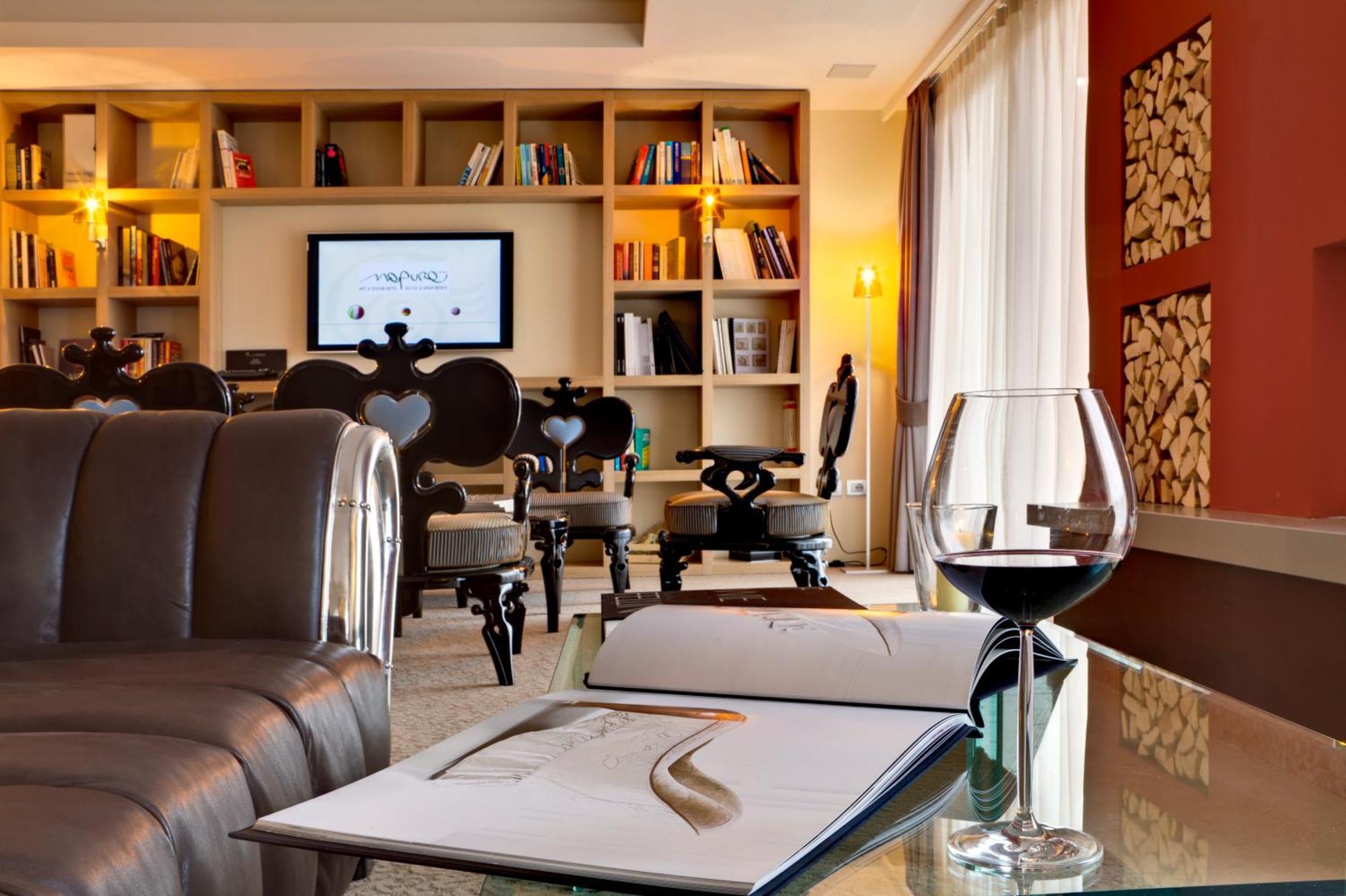Art & Design Hotel Napura Terlano Esterno foto